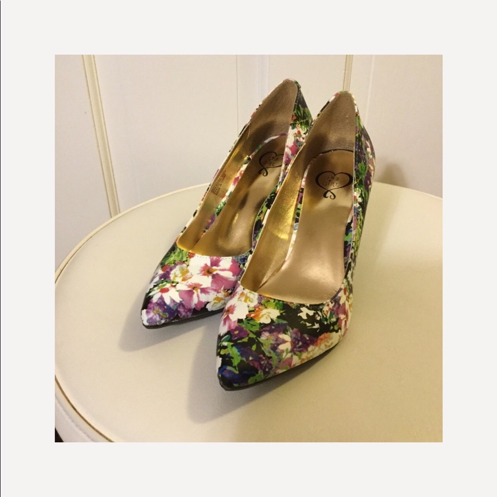 143 GIRL sz 7 Heels Floral Pumps Golden “OWANDA” Purple Black